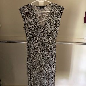 Bcbg maxazaria capsleeve dress